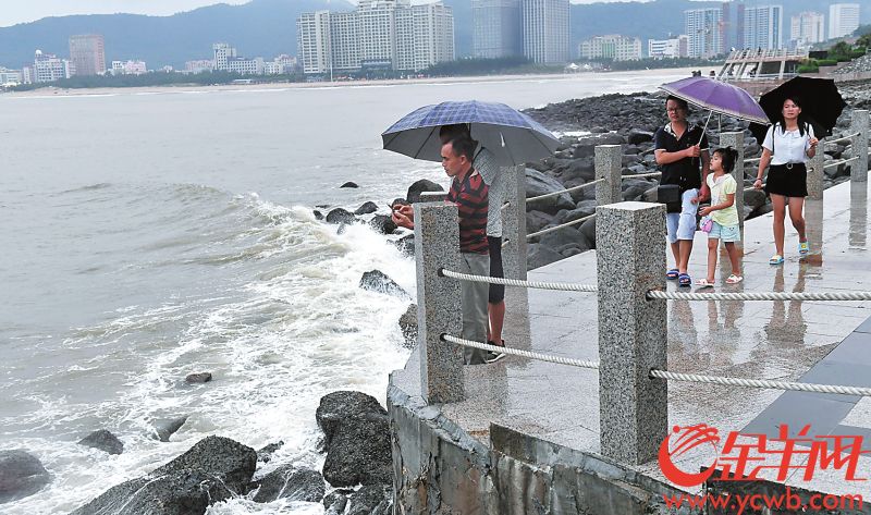 贝碧嘉,台风“贝碧嘉”登陆，带来猛烈风雨。